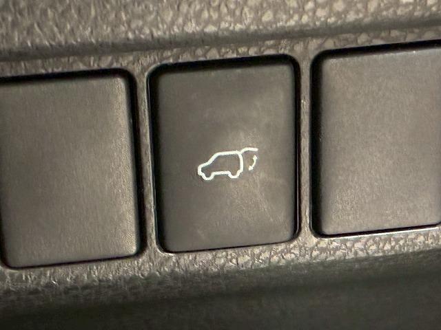 ハリアー PREMIUM アルパインナビ バックカメラ 電動リアゲート レーダークルーズコントロール 車線逸脱防止 衝突軽減ブレーキ パワーシート オートハイビーム アイドリングストップ LEDヘッドライト(42枚目)