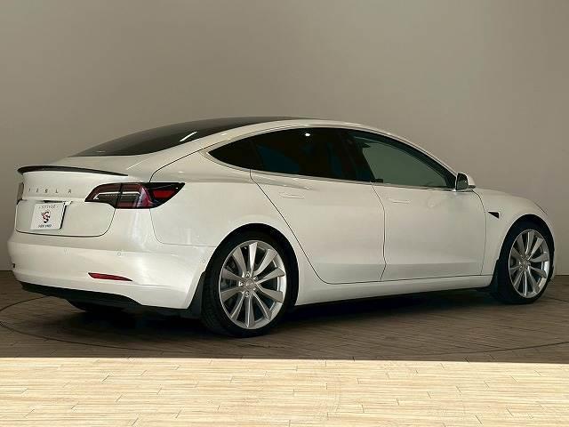 �e�탍�[�������p�ӂ��Ă���܂��B�䉓���̂��q�l�ł������O�~����R���\�I�I�P�Q�񂩂�P�Q�O��܂ł��x���񐔂����I�ђ����܂��B���ÎԂ���V�Ԃ��ׂĂɂ����p�����܂��B���C�y�ɃX�^�b�t�ւ����k���������B