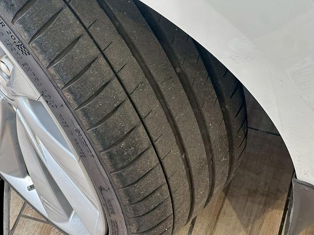 �e�탍�[�������p�ӂ��Ă���܂��B�䉓���̂��q�l�ł������O�~����R���\�I�I�P�Q�񂩂�P�Q�O��܂ł��x���񐔂����I�ђ����܂��B���ÎԂ���V�Ԃ��ׂĂɂ����p�����܂��B���C�y�ɃX�^�b�t�ւ����k���������B