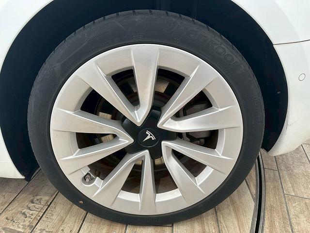 �e�탍�[�������p�ӂ��Ă���܂��B�䉓���̂��q�l�ł������O�~����R���\�I�I�P�Q�񂩂�P�Q�O��܂ł��x���񐔂����I�ђ����܂��B���ÎԂ���V�Ԃ��ׂĂɂ����p�����܂��B���C�y�ɃX�^�b�t�ւ����k���������B