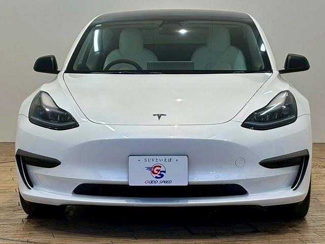 モデル３ ベースグレード　上海モデル　ホワイトレザーシート　ガラスルーフ　シートヒーター　バックカメラ　サイドカメラ　パワーシート　ハンドルヒーター　ステアリングスイッチ（68枚目）