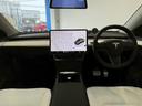 パフォーマンス　オートパイロット　白革　ガラスルーフ　バックカメラ　ナビ　パノラミックグラスルーフ　禁煙車　４ＷＤ　パワーバックドア　ＬＥＤヘッドライト　黒革シート　シートヒーター　ＥＴＣ（54枚目）