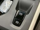 Ｔ４　ＡＷＤ　モーメンタム　ホワイトレザーシート　純正ナビ　ＡｐｐｌｅＣａｒＰｌａｙ　ＡｎｄｒｏｉｄＡｕｔｏ　アラウンドビューモニター　パワーシート　シートメモリー　電動リアゲート　シートヒーター　ブラインドスポットモニター（46枚目）
