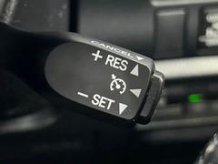 【クルーズコントロール】アクセルペダルを踏まずに設定した車速を保つ事が出来ます。高速運転やロングドライブで活躍します。 6