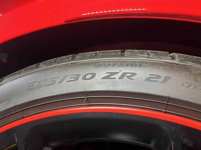 ９１１ＧＴ３　ＰＤＫ　右Ｈ　フロントリフター　ワンオーナー　カーボンルーフ　セラミックコンポジットブレーキ　フューエルフィラーキャップ　エクステリアリアミラー上部カーボントリム(23枚目)