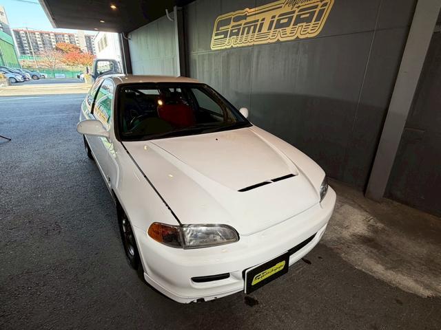 シビック ＳｉＲＩＩ　無限ホイール　ロールゲージ　エキマニ　ＦＲＰボンネット　ＮＲＧ　ＭＯＭＯ　ＴＡＫＡＴＡ　レカロ　クイックシフト　アルミラジエーター　エアコン　パワステ（11枚目）