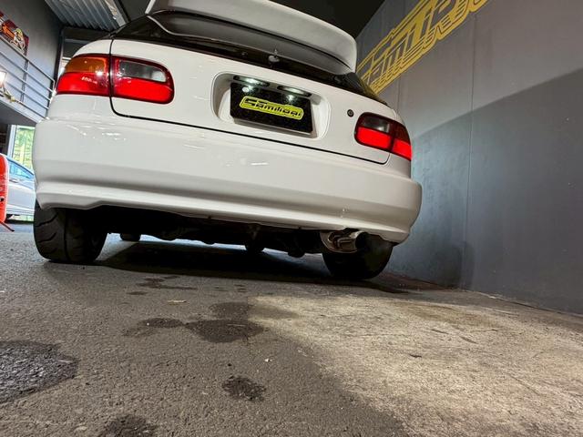 シビック ＳｉＲＩＩ　無限ホイール　ロールゲージ　エキマニ　ＦＲＰボンネット　ＮＲＧ　ＭＯＭＯ　ＴＡＫＡＴＡ　レカロ　クイックシフト　アルミラジエーター　エアコン　パワステ（14枚目）