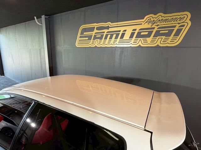 シビック ＳｉＲＩＩ　無限ホイール　ロールゲージ　エキマニ　ＦＲＰボンネット　ＮＲＧ　ＭＯＭＯ　ＴＡＫＡＴＡ　レカロ　クイックシフト　アルミラジエーター　エアコン　パワステ（15枚目）