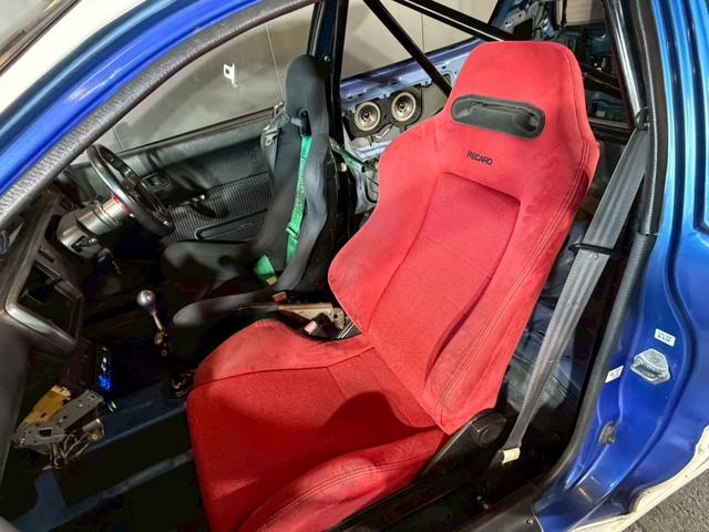 シビック ＳｉＲＩＩ　無限ホイール　ロールゲージ　エキマニ　ＦＲＰボンネット　ＮＲＧ　ＭＯＭＯ　ＴＡＫＡＴＡ　レカロ　クイックシフト　アルミラジエーター　エアコン　パワステ（31枚目）