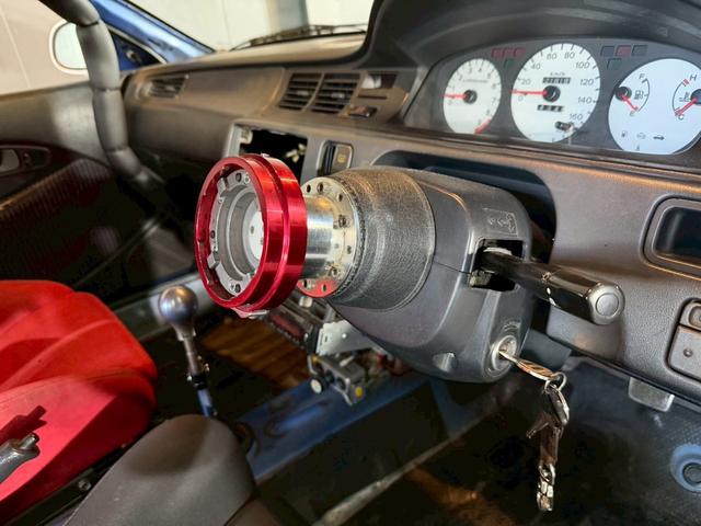 シビック ＳｉＲＩＩ　無限ホイール　ロールゲージ　エキマニ　ＦＲＰボンネット　ＮＲＧ　ＭＯＭＯ　ＴＡＫＡＴＡ　レカロ　クイックシフト　アルミラジエーター　エアコン　パワステ（33枚目）