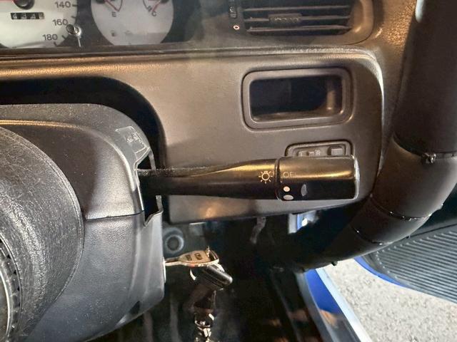 シビック ＳｉＲＩＩ　無限ホイール　ロールゲージ　エキマニ　ＦＲＰボンネット　ＮＲＧ　ＭＯＭＯ　ＴＡＫＡＴＡ　レカロ　クイックシフト　アルミラジエーター　エアコン　パワステ（35枚目）