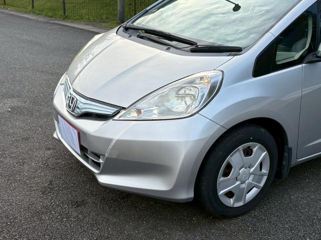 フィットハイブリッド スマートセレクション ディーラー下取り車/HDDインターナビ/バックモニター/地デジ/キセノンライト/ウィンカーミラー/スマートキー/オートエアコン(8枚目)