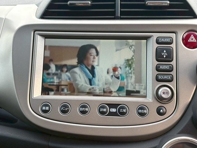 フィットハイブリッド スマートセレクション ディーラー下取り車/HDDインターナビ/バックモニター/地デジ/キセノンライト/ウィンカーミラー/スマートキー/オートエアコン(18枚目)