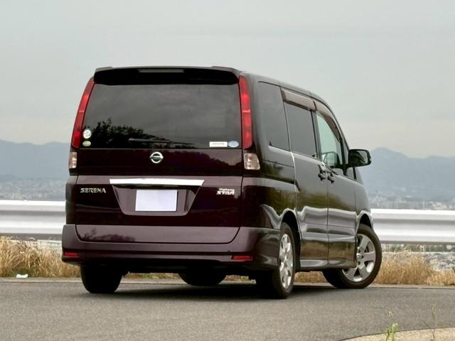 セレナ ハイウェイスター　両側自動ドア／純正ナビ／バックモニター／キセノンライト／フォグランプ／ＥＴＣ／ウィンカーミラー／インテリキー／オートエアコン（6枚目）