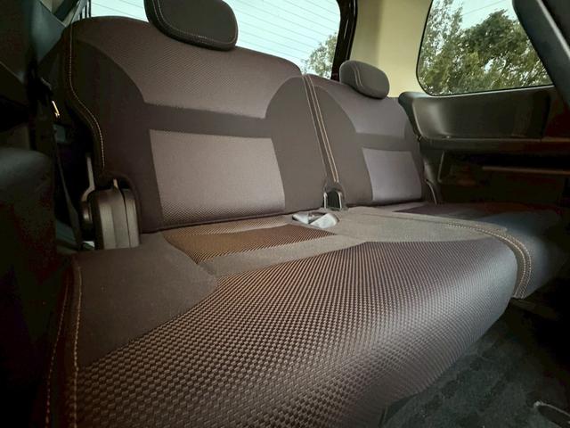 セレナ ハイウェイスター　両側自動ドア／純正ナビ／バックモニター／キセノンライト／フォグランプ／ＥＴＣ／ウィンカーミラー／インテリキー／オートエアコン（10枚目）