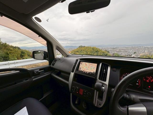 セレナ ハイウェイスター　両側自動ドア／純正ナビ／バックモニター／キセノンライト／フォグランプ／ＥＴＣ／ウィンカーミラー／インテリキー／オートエアコン（14枚目）