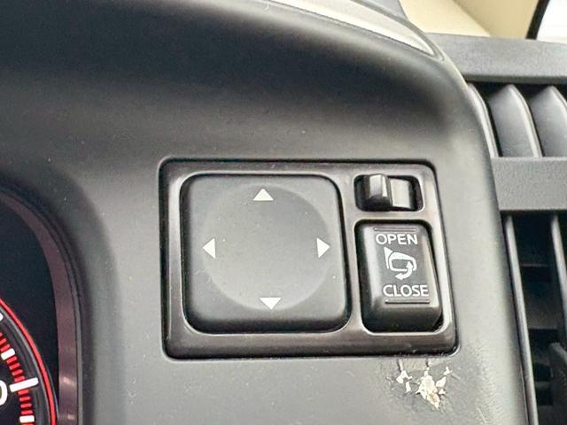 セレナ ハイウェイスター　両側自動ドア／純正ナビ／バックモニター／キセノンライト／フォグランプ／ＥＴＣ／ウィンカーミラー／インテリキー／オートエアコン（24枚目）