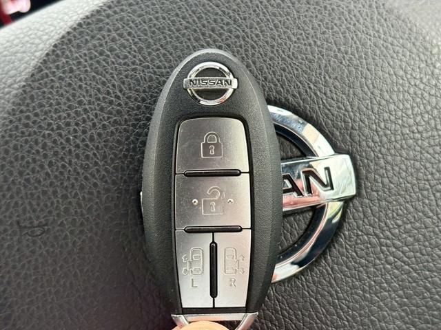 セレナ ハイウェイスター　両側自動ドア／純正ナビ／バックモニター／キセノンライト／フォグランプ／ＥＴＣ／ウィンカーミラー／インテリキー／オートエアコン（29枚目）