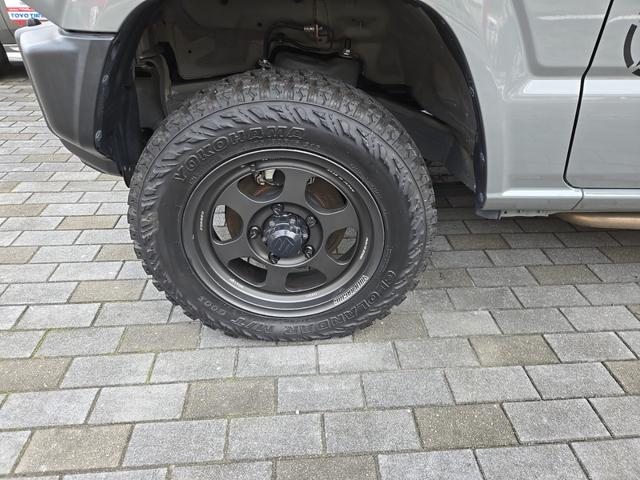 ジムニー XC TRIALデモカー、レカロ限定ぺピタヒーター付、HKSハイパーMAXG+、HKSリーガマックスマフラー、フラッシュエディター、レイズTE37XT16AW、YHジオランダー、ETC、オートライト、フォグ(19枚目)