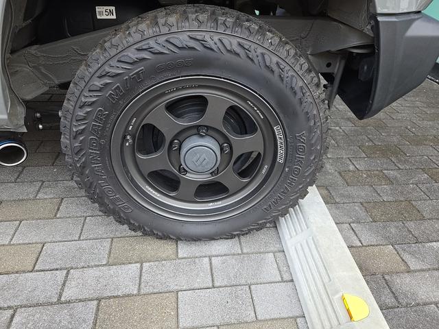 ジムニー XC TRIALデモカー、レカロ限定ぺピタヒーター付、HKSハイパーMAXG+、HKSリーガマックスマフラー、フラッシュエディター、レイズTE37XT16AW、YHジオランダー、ETC、オートライト、フォグ(20枚目)