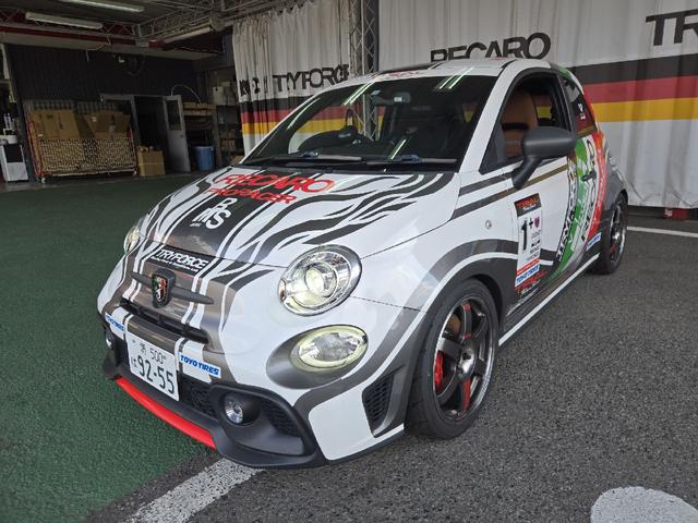 アバルト５９５ コンペティツィオーネ　ＴＲＩＡＬデモカー、レカロＲＳ－Ｇ、ＨＫＳＶｉｉｔｓ左右Ｓ出しマフラー、ＶｉｉｔｓＲ車高調、ＯＳスーパーロックＬＳＤ、ＴＥ３７ＳＡＧＡＳＬ１７ＡＷ＆ＴＯＹＯ　Ｒ８８８、ＥＣＵ書き換え＆パワーエディター（7枚目）