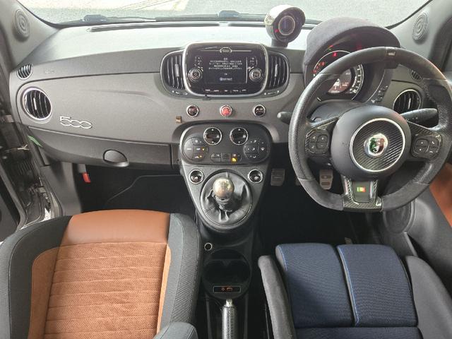 アバルト５９５ コンペティツィオーネ　ＴＲＩＡＬデモカー、レカロＲＳ－Ｇ、ＨＫＳＶｉｉｔｓ左右Ｓ出しマフラー、ＶｉｉｔｓＲ車高調、ＯＳスーパーロックＬＳＤ、ＴＥ３７ＳＡＧＡＳＬ１７ＡＷ＆ＴＯＹＯ　Ｒ８８８、ＥＣＵ書き換え＆パワーエディター（10枚目）