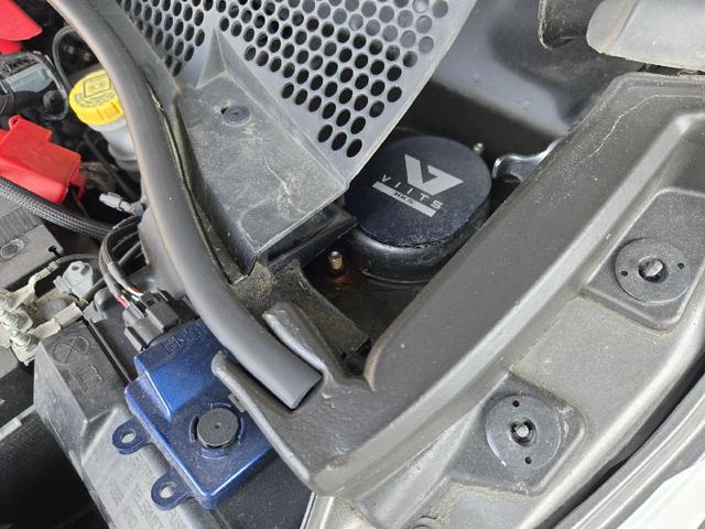 アバルト５９５ コンペティツィオーネ　ＴＲＩＡＬデモカー、レカロＲＳ－Ｇ、ＨＫＳＶｉｉｔｓ左右Ｓ出しマフラー、ＶｉｉｔｓＲ車高調、ＯＳスーパーロックＬＳＤ、ＴＥ３７ＳＡＧＡＳＬ１７ＡＷ＆ＴＯＹＯ　Ｒ８８８、ＥＣＵ書き換え＆パワーエディター（23枚目）