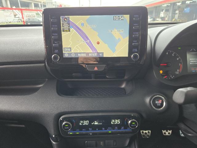 ＧＲヤリス ＲＺ　ファースト　エディション　トライアルデモカー、レカロシート、ＨＫＳハイパーＭＡＸ‐ＳＰ車高調、ターボマフラー、ＴＥ３７ＳＡＧＡ‐Ｓ＋１８ＡＷ＆アドバンネオバ、ＥＣＵ書き換え、アイドルストップキャンセル、マーブルカーボンルーフ（16枚目）