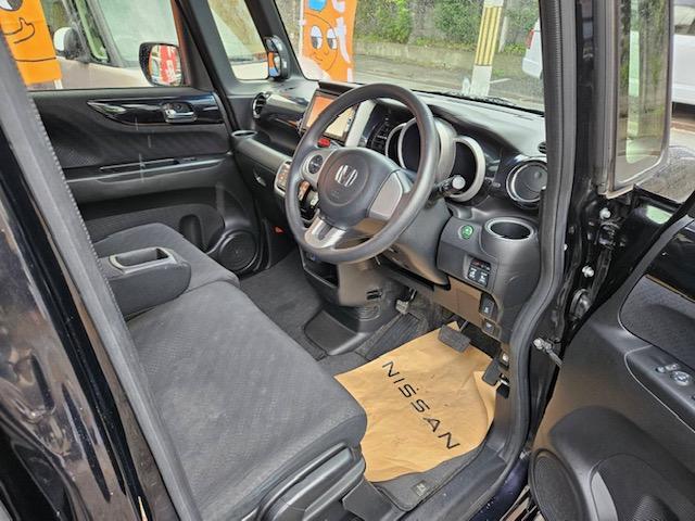 Ｎ－ＢＯＸカスタム Ｇ　ＳＳパッケージ　ナビＴＶＥＴＣ両側パワースライドリモコンキー２（12枚目）