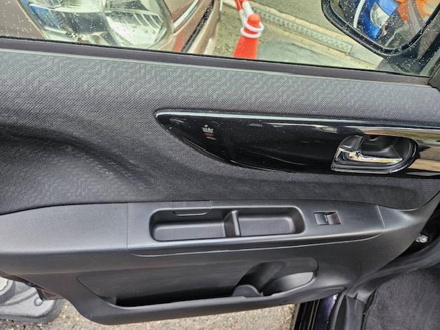 Ｎ－ＢＯＸカスタム Ｇ　ＳＳパッケージ　ナビＴＶＥＴＣ両側パワースライドリモコンキー２（16枚目）