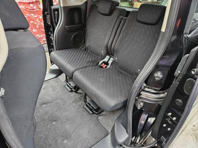 Ｎ－ＢＯＸカスタム Ｇ　ＳＳパッケージ　ナビＴＶＥＴＣ両側パワースライドリモコンキー２（17枚目）