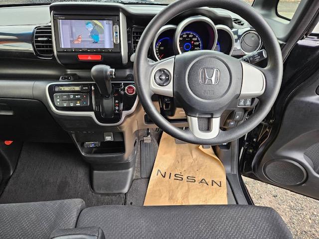 Ｎ－ＢＯＸカスタム Ｇ　ＳＳパッケージ　ナビＴＶＥＴＣ両側パワースライドリモコンキー２（18枚目）