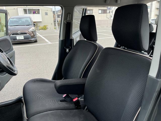 アルトラパン Ｘセレクション　禁煙・車検整備２年付き・ＥＴＣ付き・タイミングチェーン式・純正アルミホイール・スマートキー車・オートエアコン搭載車・電動格納式ドアミラー（7枚目）