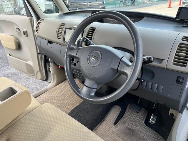 タント Ｌ　禁煙・ＥＴＣ付・ナビ付・車検整備２年付き・キーレス（アンサーバック付き）・集中ドアロック・純正ドアバイザー・プライバシーガラス（58枚目）