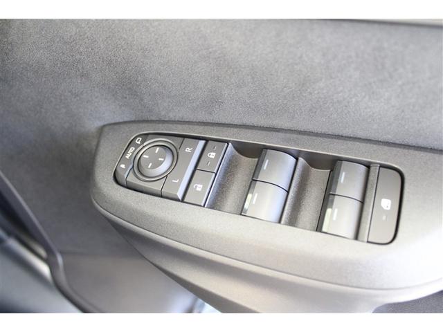 ヤリスクロス ハイブリッドＺ　アドベンチャー　４ＷＤ　フルセグ　ミュージックプレイヤー接続可　バックカメラ　衝突被害軽減システム　ＥＴＣ　ドラレコ　ＬＥＤヘッドランプ　ワンオーナー　記録簿（22枚目）