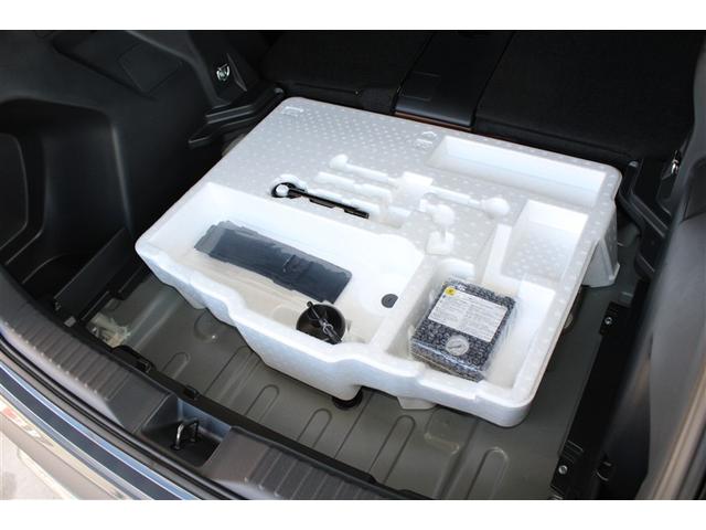 ヤリスクロス ハイブリッドＺ　アドベンチャー　４ＷＤ　フルセグ　ミュージックプレイヤー接続可　バックカメラ　衝突被害軽減システム　ＥＴＣ　ドラレコ　ＬＥＤヘッドランプ　ワンオーナー　記録簿（25枚目）