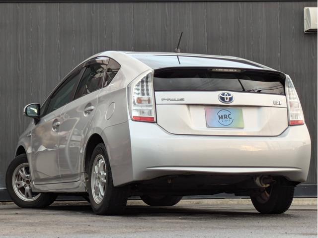 プリウス L Pスタート/ワンオーナー/社外ナビ/Bluetooth/ワンセグTV/ステリモ(5枚目)