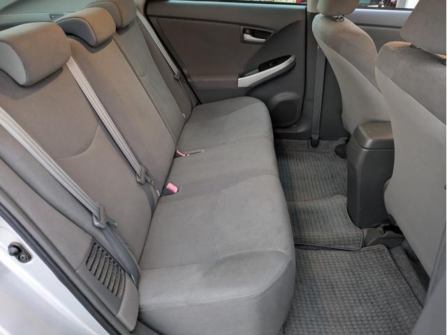 プリウス L Pスタート/ワンオーナー/社外ナビ/Bluetooth/ワンセグTV/ステリモ(12枚目)