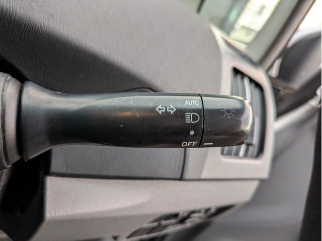 プリウス L Pスタート/ワンオーナー/社外ナビ/Bluetooth/ワンセグTV/ステリモ(18枚目)