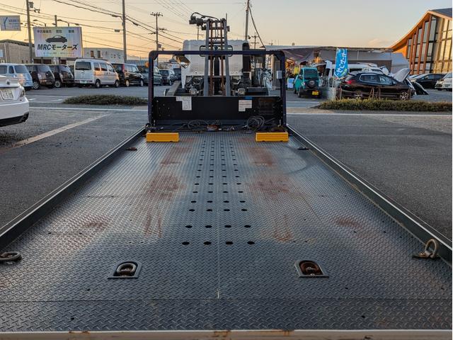 トヨエース ベースグレード 積載車 極東フラトップZERO ラジコン キャリアカー セーフティーローダー 車両運搬車 レーダーサポート 社外ナビ バックカメラ ETC(9枚目)