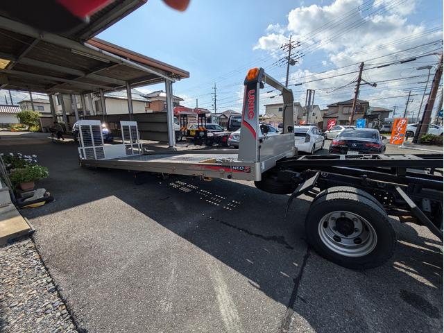 キャンター  積載車 UC-35 NEO5 最大積載量3100kg 長760 幅222 高229 ラジコン ウインチ ETC2.0 バックカメラ 左右開閉あおり キーレス 車線逸脱警報(8枚目)