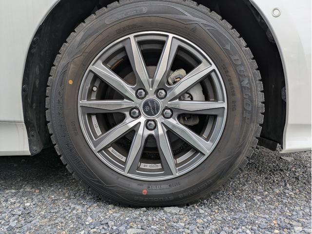 プリウス Sセーフティプラス レーダークルコン/衝突軽減ブレーキ/レーンアシスト/オートハイビーム/コーナーセンサー/Pアシスト/純正SDナビ/Bluetooth/フルセグTV/Bカメラ/ETC/ステリモ/フォグライト(8枚目)