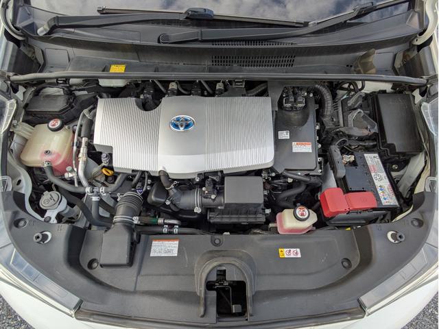 プリウス Sセーフティプラス レーダークルコン/衝突軽減ブレーキ/レーンアシスト/オートハイビーム/コーナーセンサー/Pアシスト/純正SDナビ/Bluetooth/フルセグTV/Bカメラ/ETC/ステリモ/フォグライト(9枚目)