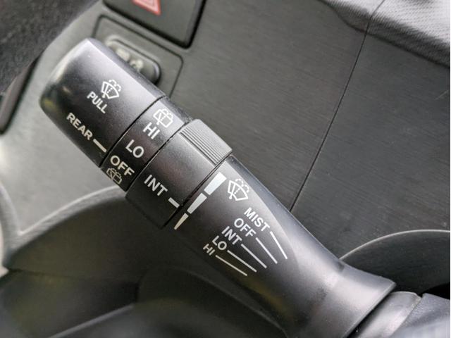 アクア S 修復歴無/記録簿6回分/Bluetooth/社外SDナビ/純正アルミホイール/フルセグTV/キーレス/フォグライト/CD.DVD/アイドリングストップ/ヘッドライトレベライザー(21枚目)