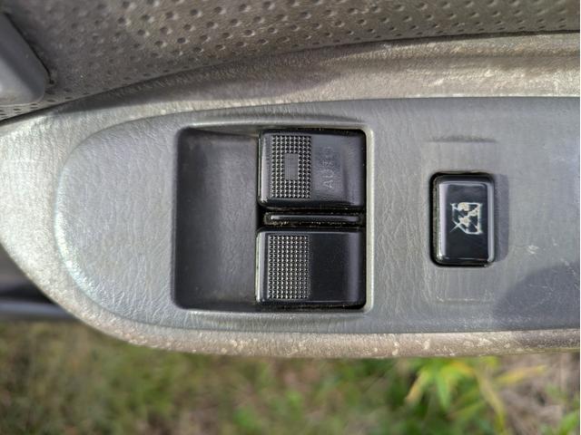 ボンゴトラック ＤＸ　凍冷蔵車ＺＥＸＥＬ冷凍－５℃＋２５℃／１オーナー／ＥＴＣ／５ＭＴ（22枚目）