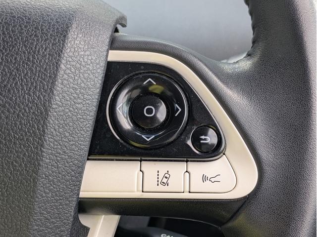 プリウス Ａツーリングセレクション　ワンオーナー／レザーシート／１７インチツーリングホイル／トヨタセーフティセンス／クリアランスソナー／シートヒーター／純正９インチナビ／ＬＥＤライト／禁煙車／革巻きハンドル／オートハイビーム（21枚目）