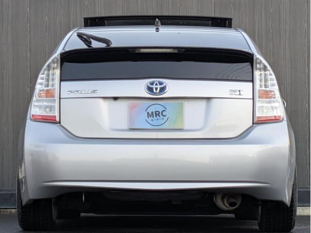 プリウス S サンルーフ/ローダウン/Pスタート/スマートキー/ETC/バックカメラ/純正HDDナビ/Bluetooth/ワンセグ/LEDヘッドライト/社外アルミ(9枚目)