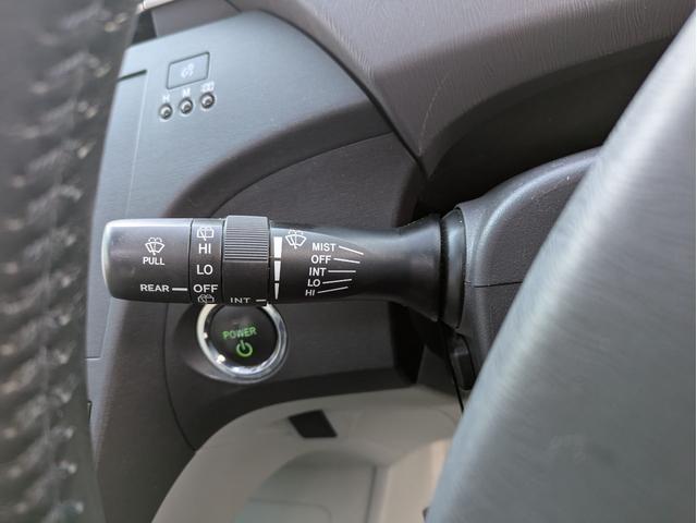 プリウス S サンルーフ/ローダウン/Pスタート/スマートキー/ETC/バックカメラ/純正HDDナビ/Bluetooth/ワンセグ/LEDヘッドライト/社外アルミ(25枚目)