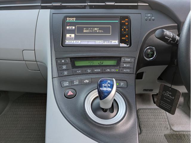 プリウス S サンルーフ/ローダウン/Pスタート/スマートキー/ETC/バックカメラ/純正HDDナビ/Bluetooth/ワンセグ/LEDヘッドライト/社外アルミ(28枚目)