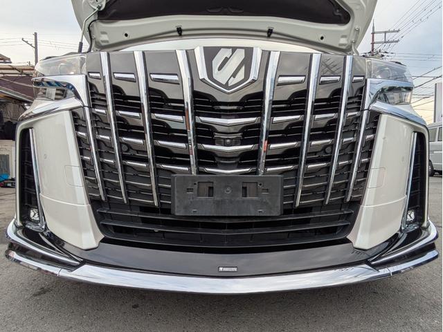 アルファード ３．５エグゼクティブラウンジＳ　モデリスタエアロ　ツインサンルーフ　両側Ｐスラ　電動リアゲート　９．２インチメーカーナビ　１２．１フリップダウンモニター　アラウンドビュー　　デジタルインナーミラー　本革シート　セーフティーセンスＰ（10枚目）